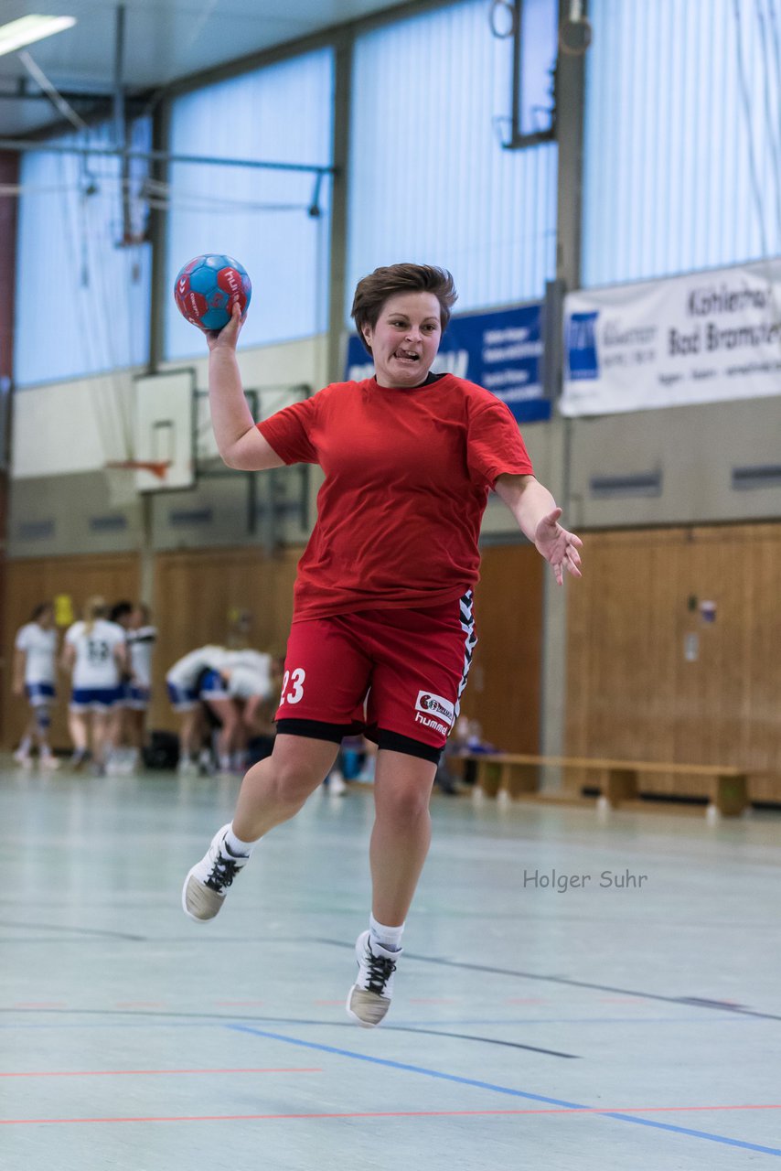 Bild 205 - Frauen Barmstedter TS - Buedelsdorfer TSV : Ergebnis: 26:12